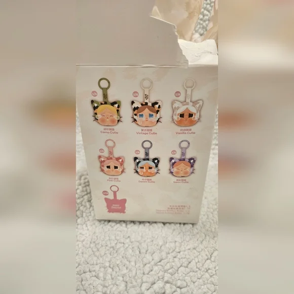 Pop Mart Crybaby Wild but Cutie Series – Denim Cutie Vinyl Plush Pendant - Picture 4 of 5